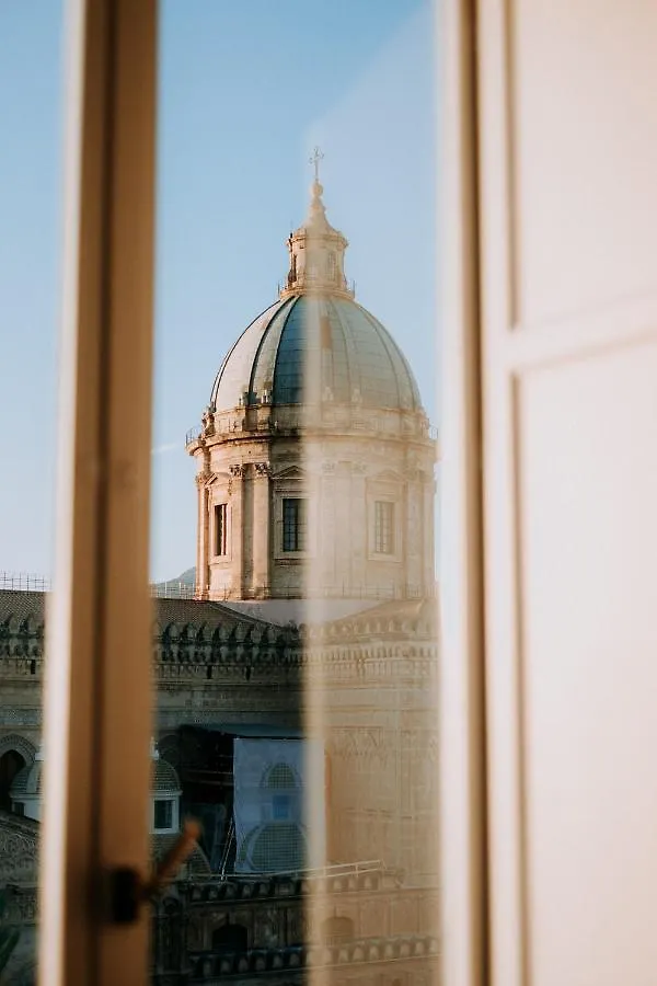 Suite Cathedral Palermo 0*,