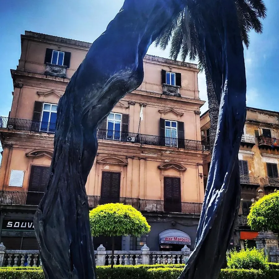 Suite Cathedral Palermo 0*,